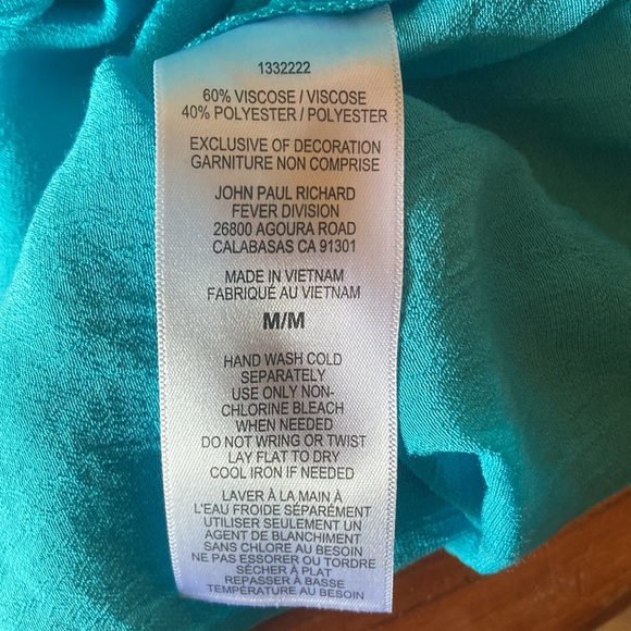 EUC Ladies sleeveless top - Picture 6 of 6